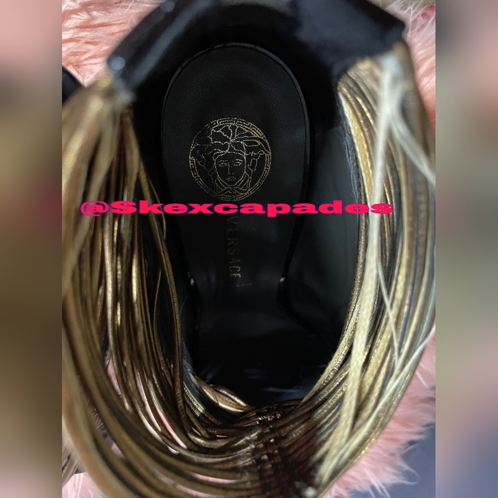 Versace heels - Picture 7 of 12